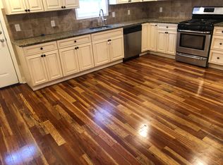 1320 S American St, Philadelphia, PA 19147