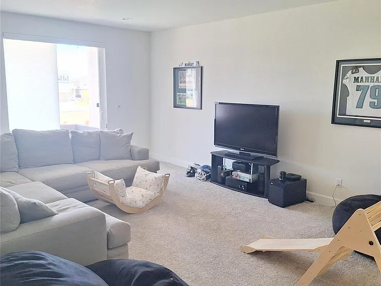 5741 Mammoth Ln — Photo 18