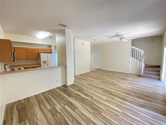 4th image of 9069 Iron Oak Ave