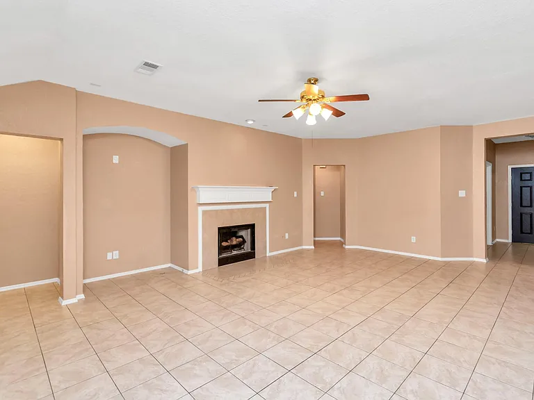 8506 Chancellorsville Ln — Photo 12
