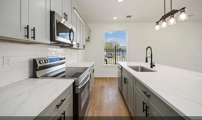4501 Newberry St #A — Photo 8