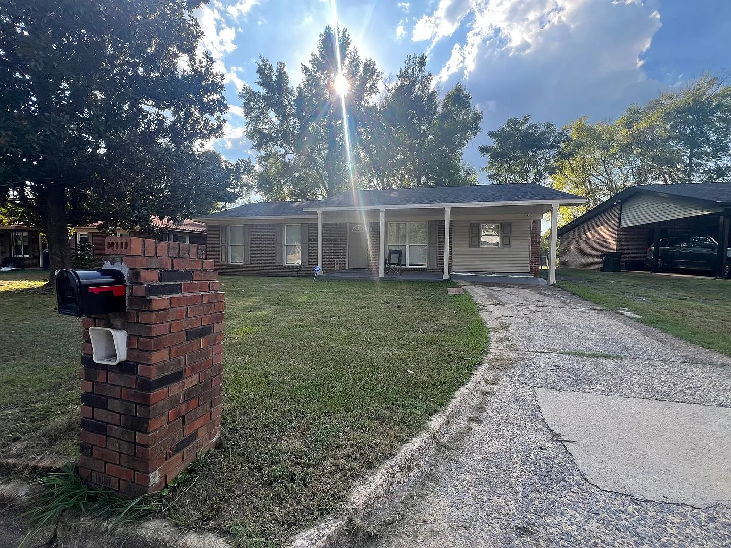 3 bedroom 1 bathroom updated West End Home — Photo 1