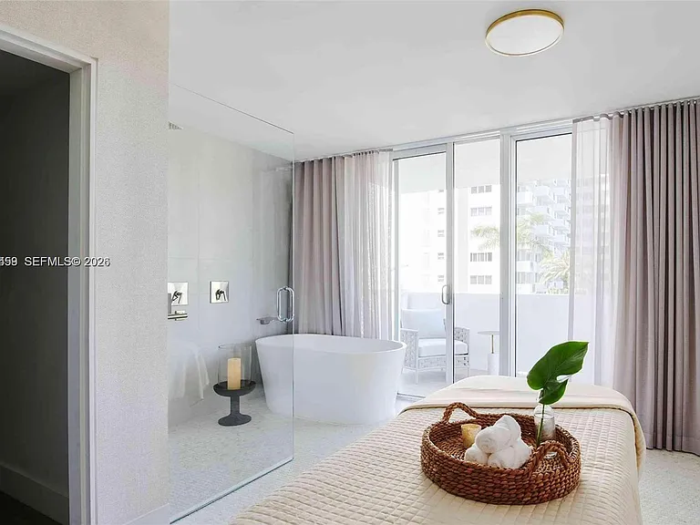 1100 West Ave #409 — Photo 35