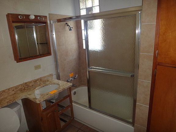 5th image of 2732 S 58th Ct