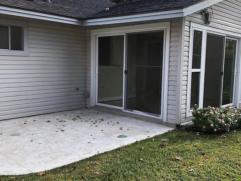 1442 Chamboard Ln — Photo 25