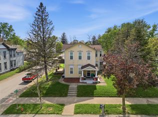 155 N Main St, London, OH 43140