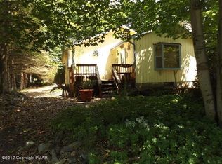 8552 Bumble Bee Way, Tobyhanna, PA