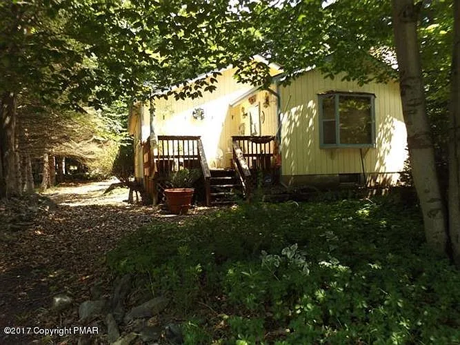 8552 Bumble Bee Way photo 1