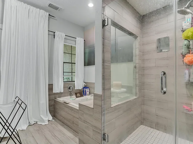 12407 Rosehill Ln — Photo 29
