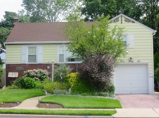 336 W Clinton Ave, Bergenfield, NJ 07621