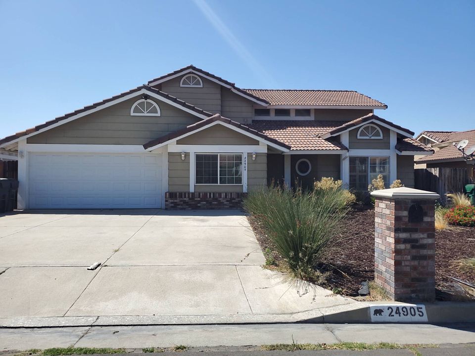 1st image of 24905 Cologne Dr