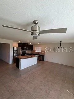 3 bed, 2.0 bath, 1558 sqft, $1,950 — Photo 4