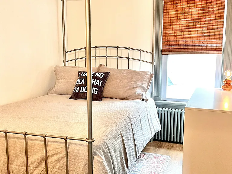 710 3rd Ave #2 — Photo 5