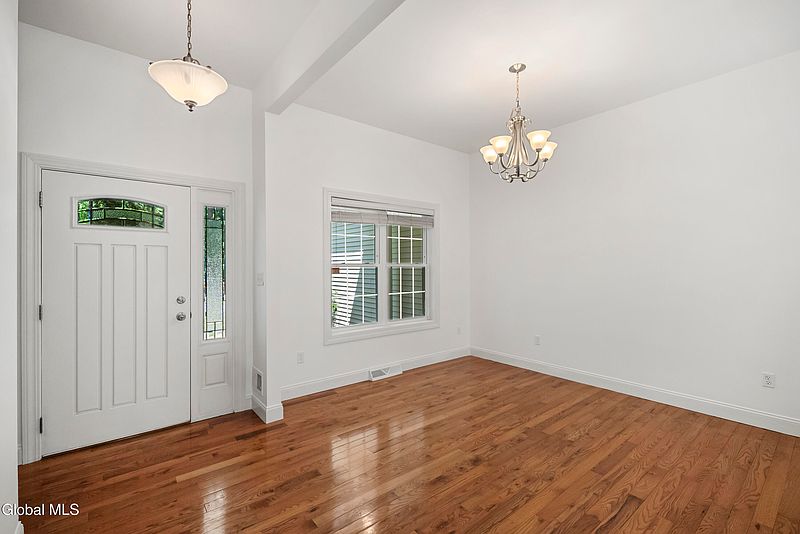 5th image of 312 Vischer Ferry Road