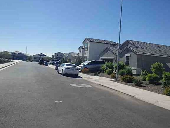 Exterior Neighborhood (street photo)