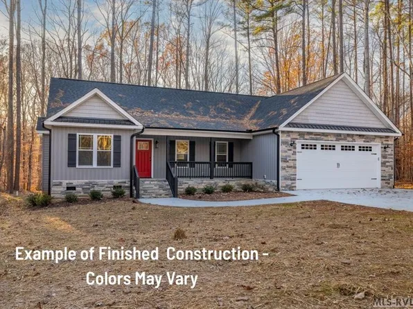 102 N Macon Dr, Littleton, NC 27850