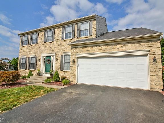 3rd image of 3220 Melanie Ct