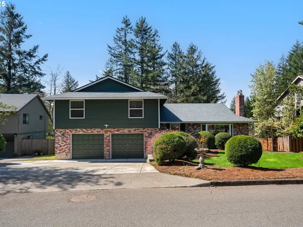 10147 SE 99th Dr, Happy Valley, OR 97086
