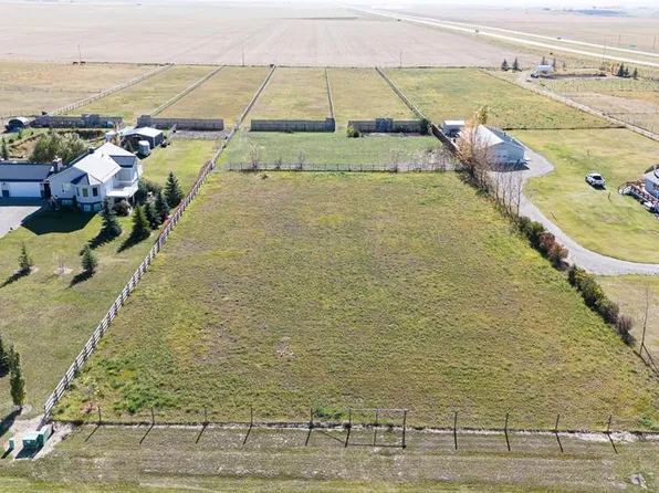 730 Minto St, Granum, AB T0L 1A0