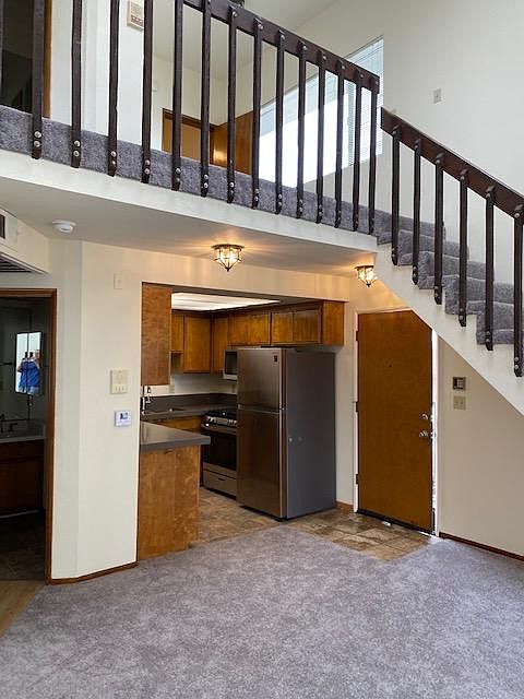 1st image of 3939 Moore St #206
