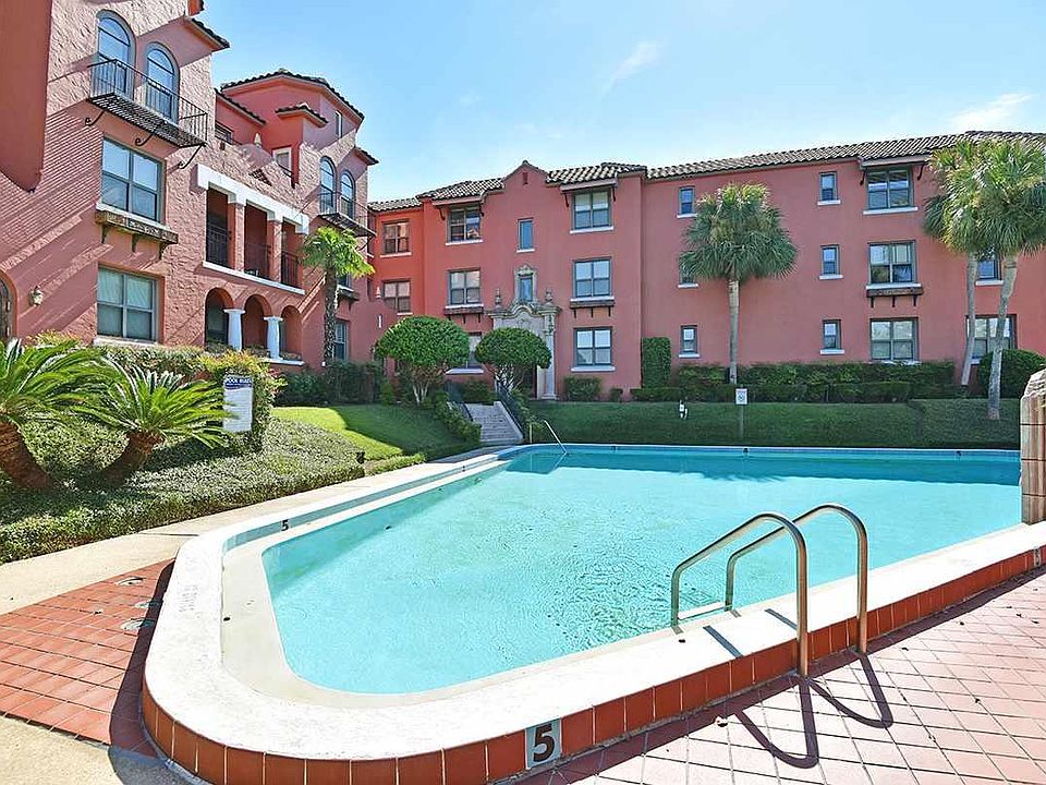 1st image of 2007 E Gadsden St APT 205