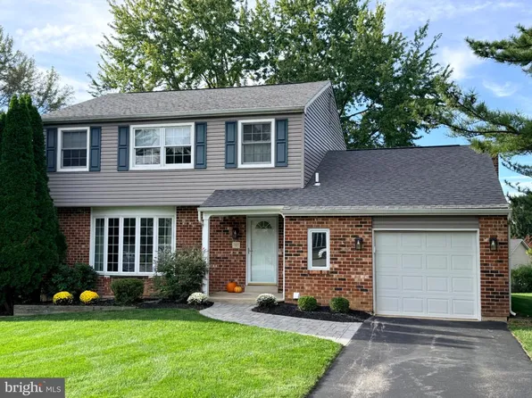 108 W Glamorgan Ct, Exton, PA 19341
