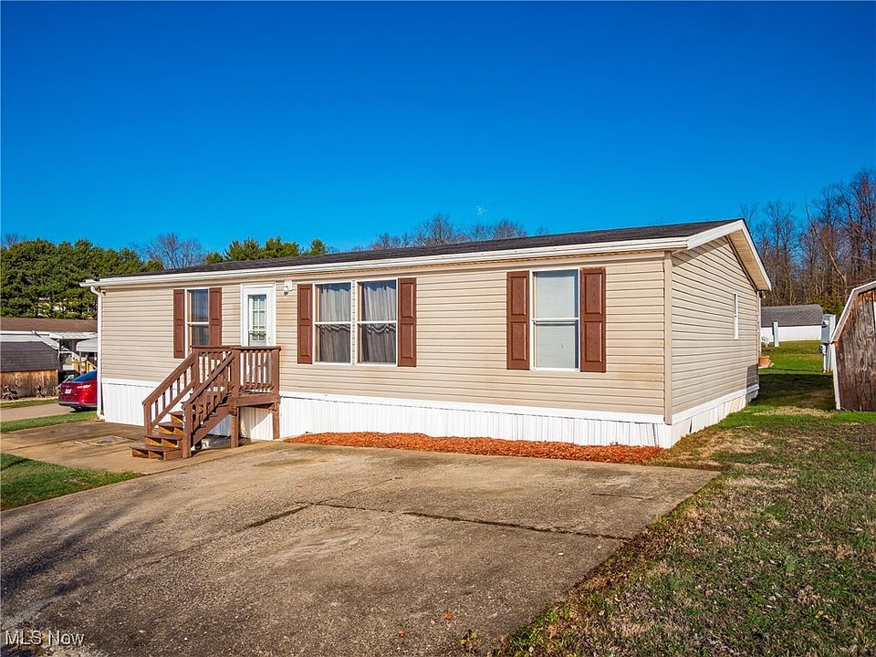 1st image of 243 Lara Dr