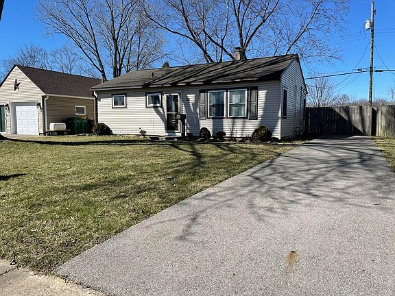 2nd image of 436 Madison Dr N