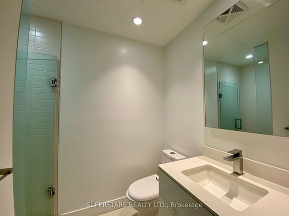2nd image of 7 Grenville St #5002