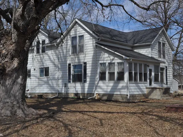 906 Maple St, Scranton, IA 51462