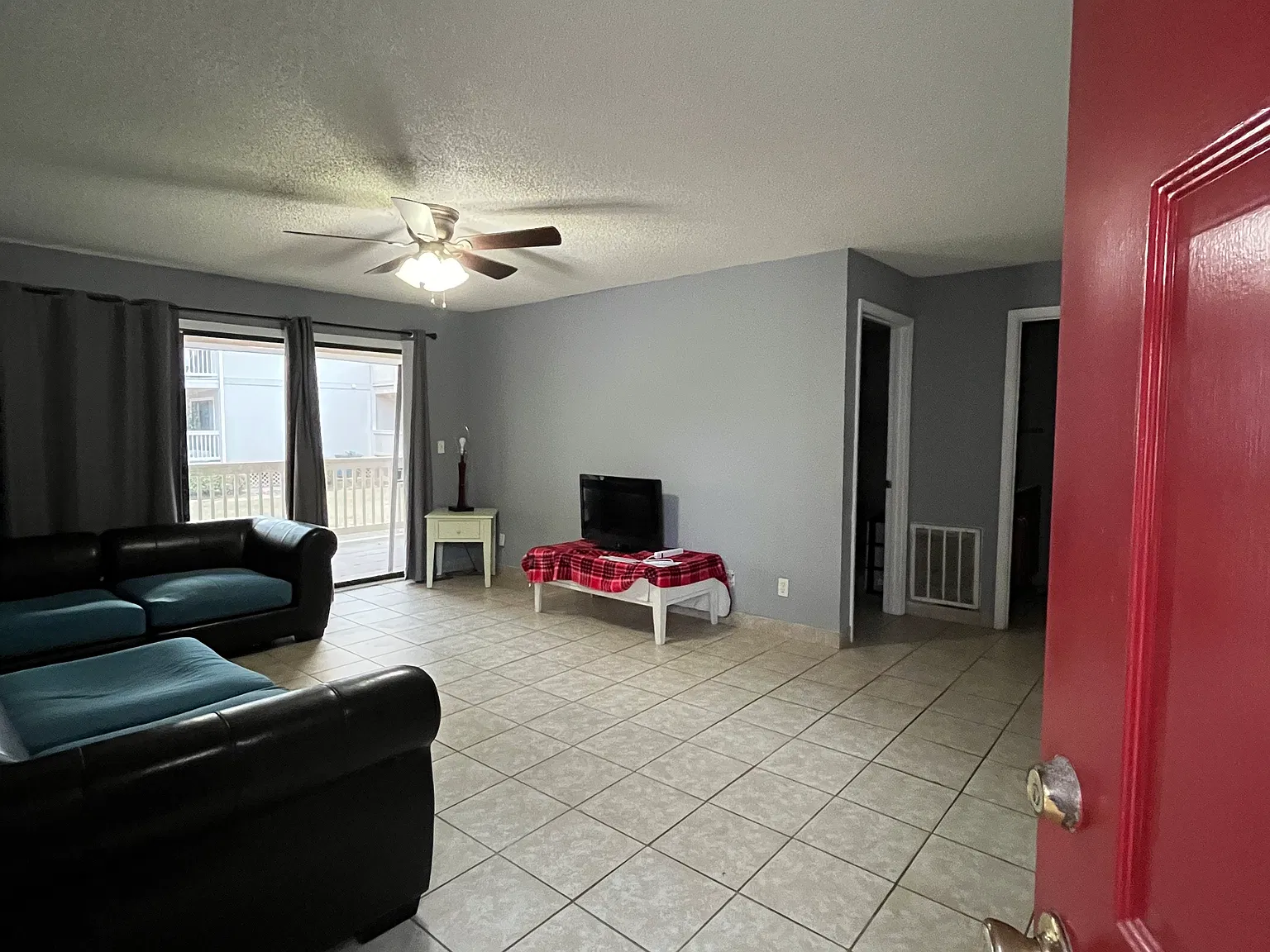 2 bed, 878 sqft, $1,595 — Photo 4