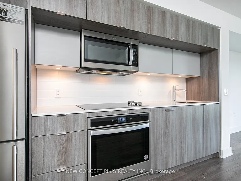 585 Bloor St E #1718 — Photo 6