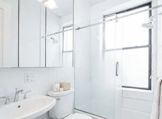 25 Grove St #3RW, New York, NY 10014