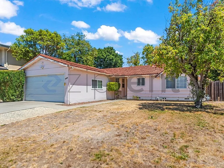1426 Brookglen Dr — Photo 2