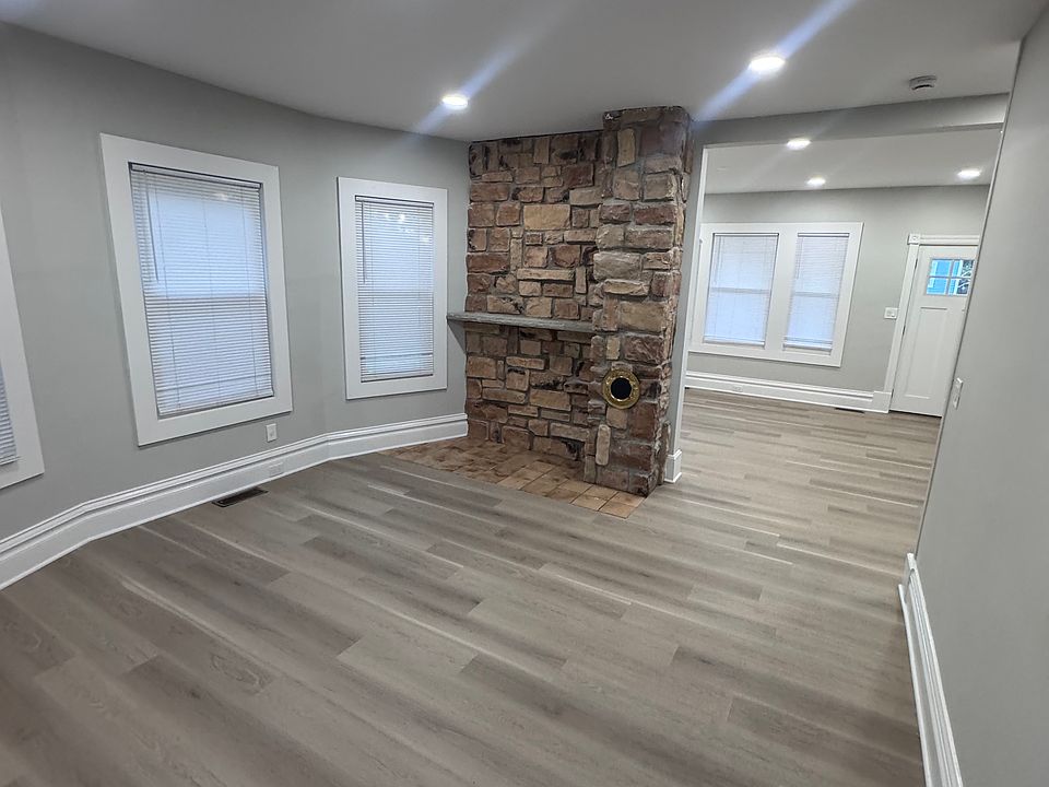 1st image of 408 Olive St #B