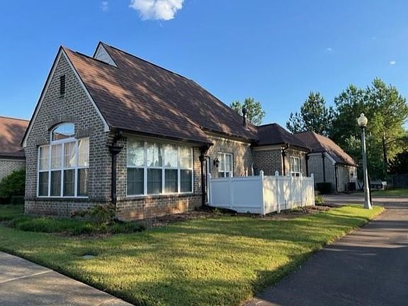 3rd image of 206 Seabiscuit Dr #45