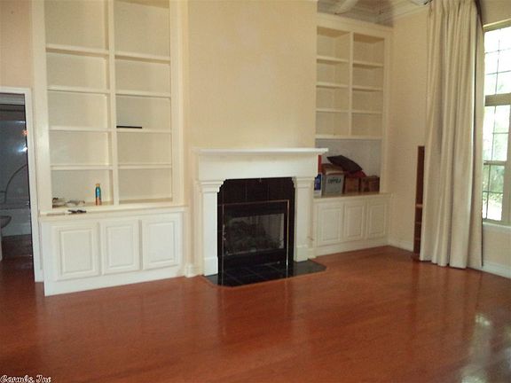 2nd image of 107 Shady Woods Ct