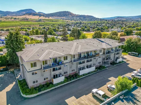 205 Highway 33 E, Kelowna, BC V1P 1H3