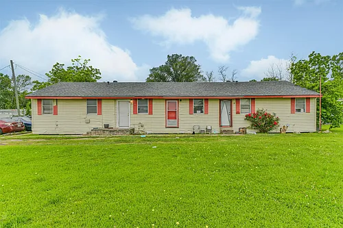 639 E Saint Charles Dr #1 Photo 1