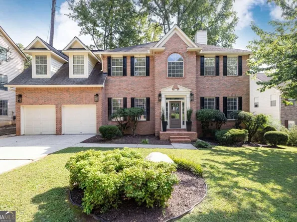 245 Greenmont Cir, Alpharetta, GA 30009