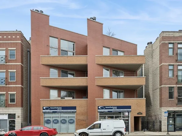 2308 W North Ave APT 2E, Chicago, IL 60647