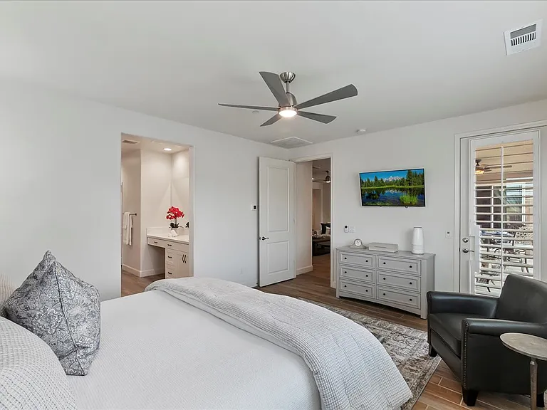 58171 Aragon Way — Photo 17