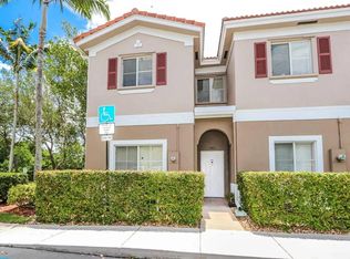 4413 Woodland Cir, Fort Lauderdale, FL 33319