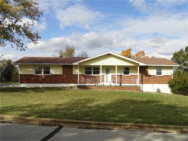 1st image of 1004 Bay Ct