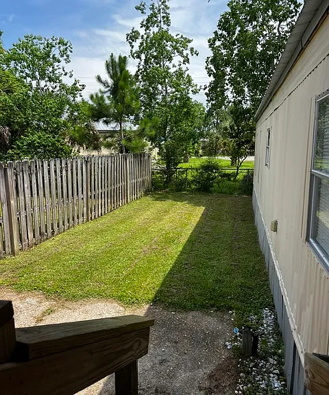 6702 Sunrise Dr — Photo 3