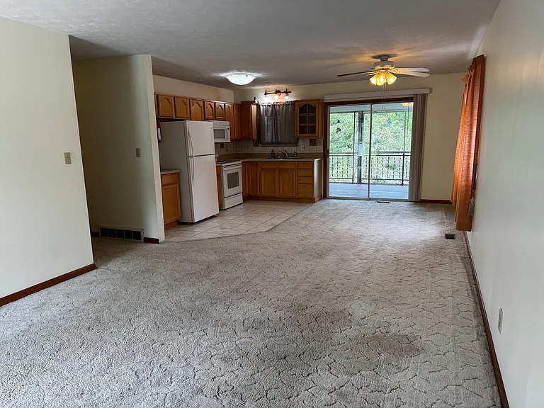 2905 Ohio River Rd — Photo 2