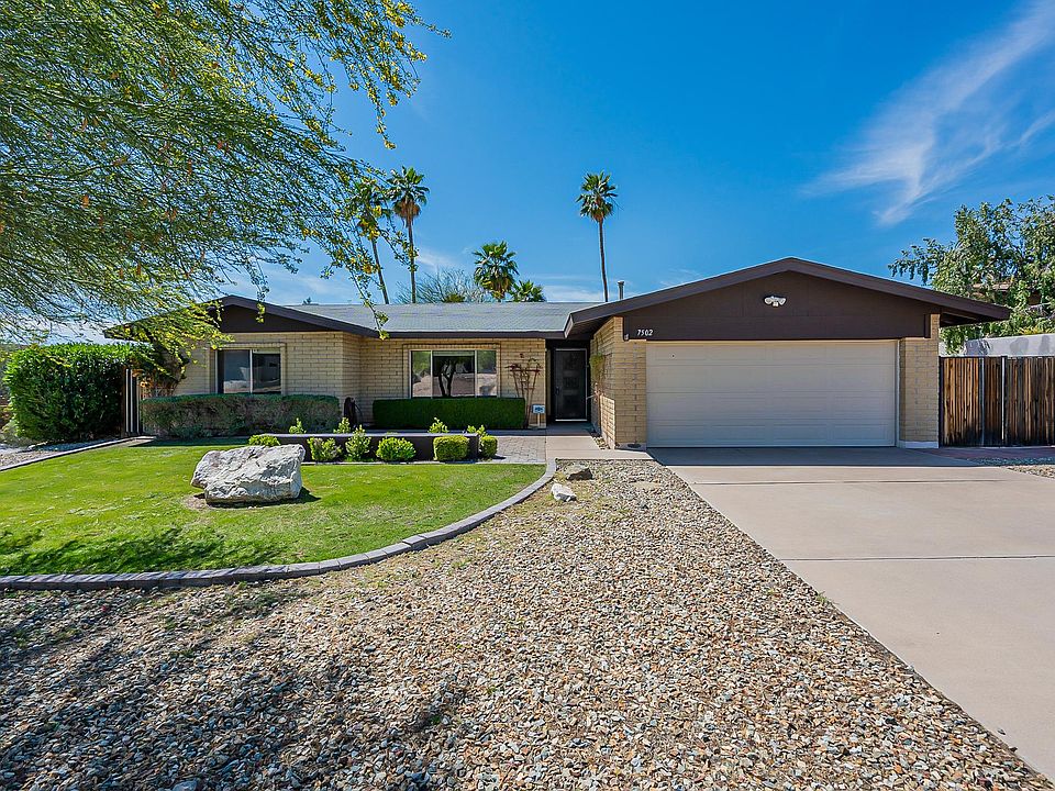 1st image of 7502 N 22nd Pl