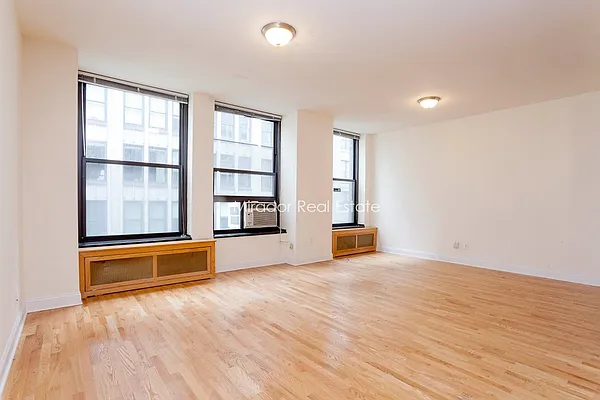 Rented by Mirador Real Estate | media 14