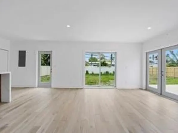 4826 NE 17th Terrace, Oakland Park, FL 33334