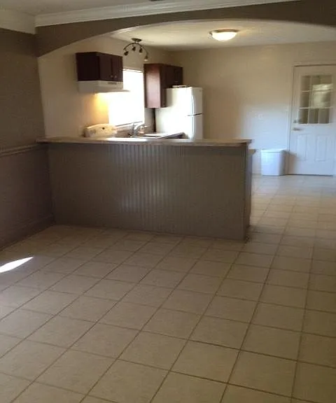 118 W Bates St — Photo 1